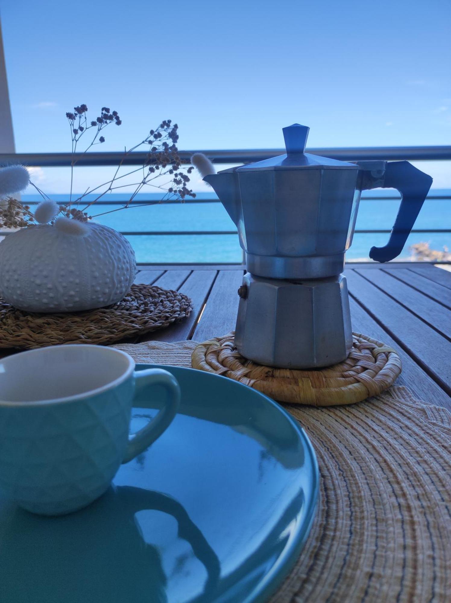 Appartamenti Vacanze Villa Meo Villafranca Tirrena Eksteriør bilde