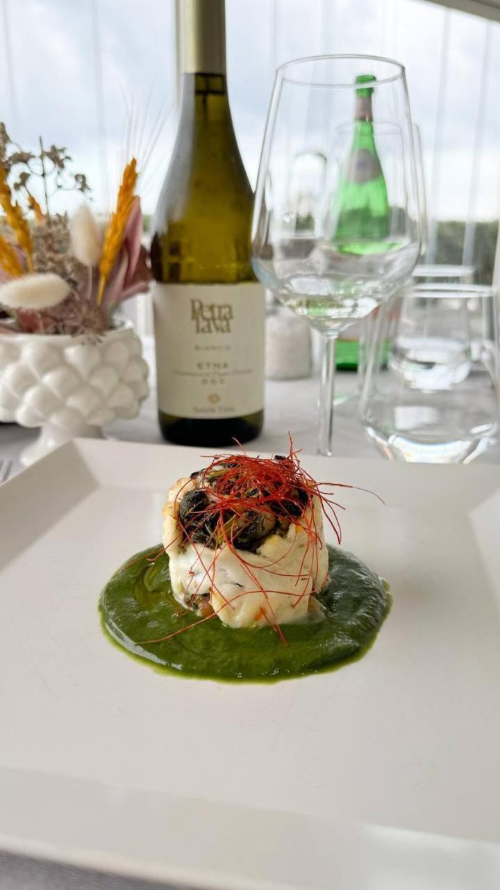 Appartamenti Vacanze Villa Meo Villafranca Tirrena Eksteriør bilde